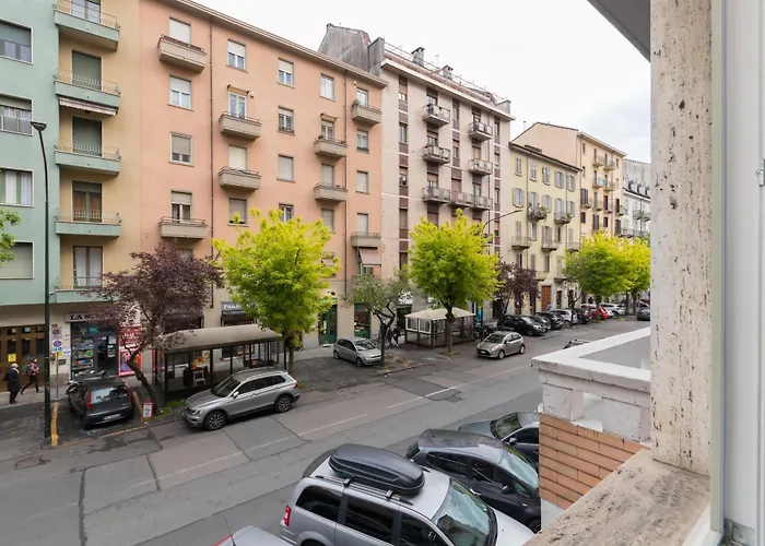 Glicine By Wonderful Italy Torino